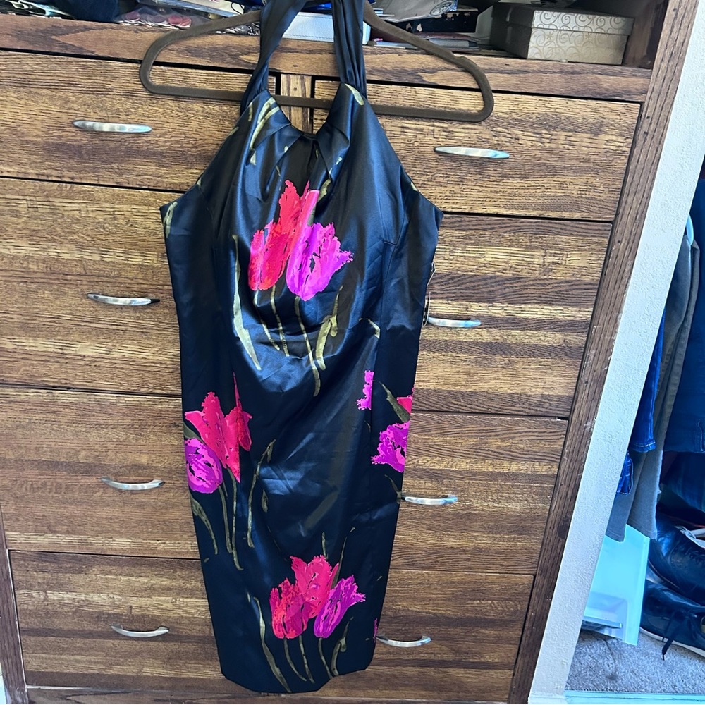 Jones New York wedding guest dress